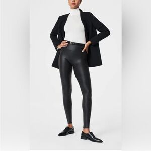 Spanx Faux Leather Shapewear Leggings size XL